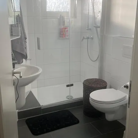 - Messe & Uni Nah Apartment